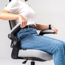 Cadeira Ergonômica Elements Astra com Ajuste Lombar Encosto Mesh Braços Retráteis